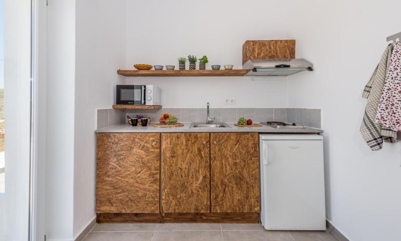 Plakes Sea View Apartment Plaka (Milos) Bagian luar foto