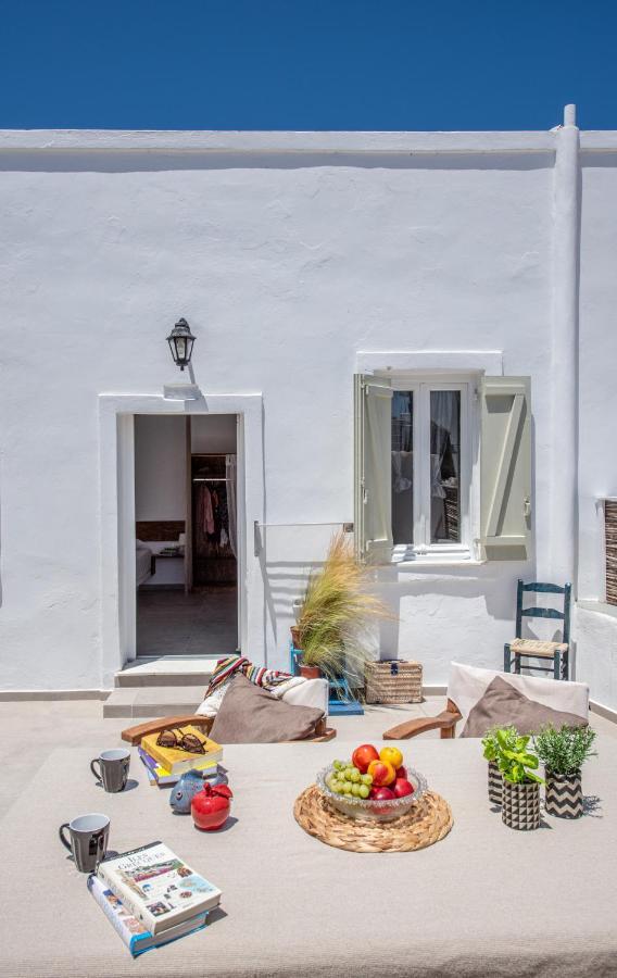 Plakes Sea View Apartment Plaka (Milos) Bagian luar foto