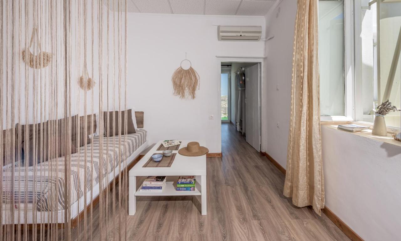 Plakes Sea View Apartment Plaka (Milos) Bagian luar foto