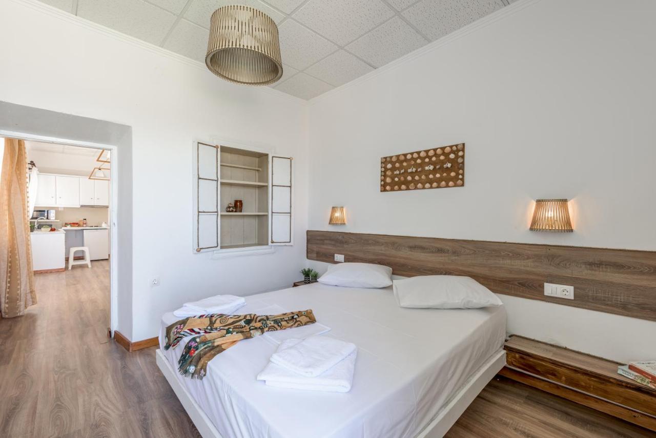 Plakes Sea View Apartment Plaka (Milos) Bagian luar foto